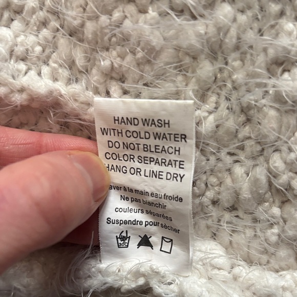 Cozy Cream Open-Front Women's Sweater Cardigan - Picture 3 of 6